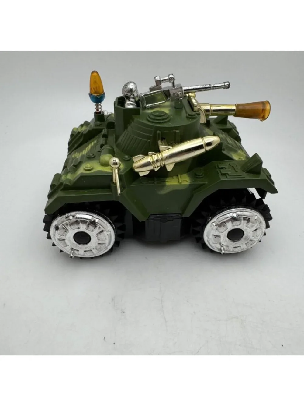 Looping Chariot XIE DA TOYS Battery Operated Tank Military Vehicle Green Camo